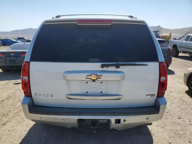 Photo 5 VIN: 1GNSKBE06BR127865 - CHEVROLET TAHOE 