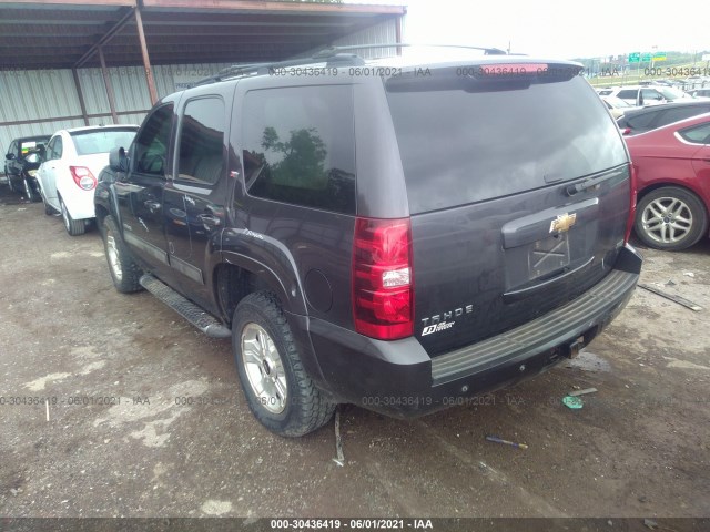 Photo 2 VIN: 1GNSKBE06BR267981 - CHEVROLET TAHOE 