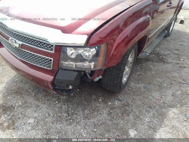 Photo 5 VIN: 1GNSKBE06BR283887 - CHEVROLET TAHOE 