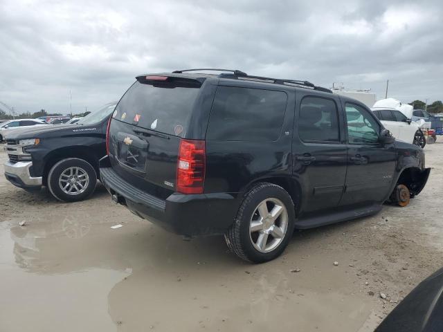 Photo 2 VIN: 1GNSKBE06BR294016 - CHEVROLET TAHOE 