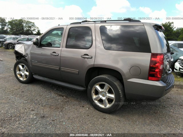 Photo 2 VIN: 1GNSKBE06BR394407 - CHEVROLET TAHOE 