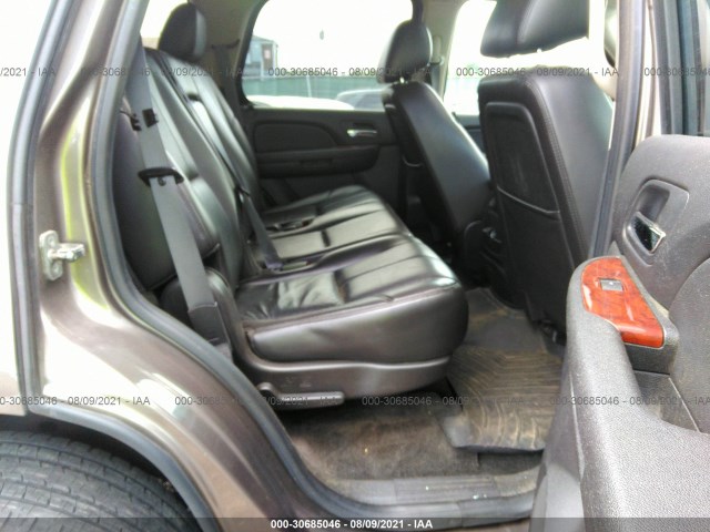 Photo 7 VIN: 1GNSKBE06BR394407 - CHEVROLET TAHOE 