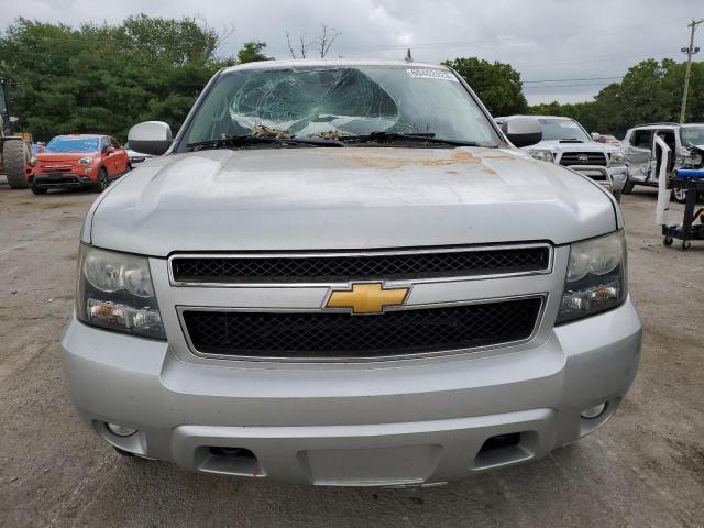 Photo 4 VIN: 1GNSKBE06CR107407 - CHEVROLET TAHOE K150 