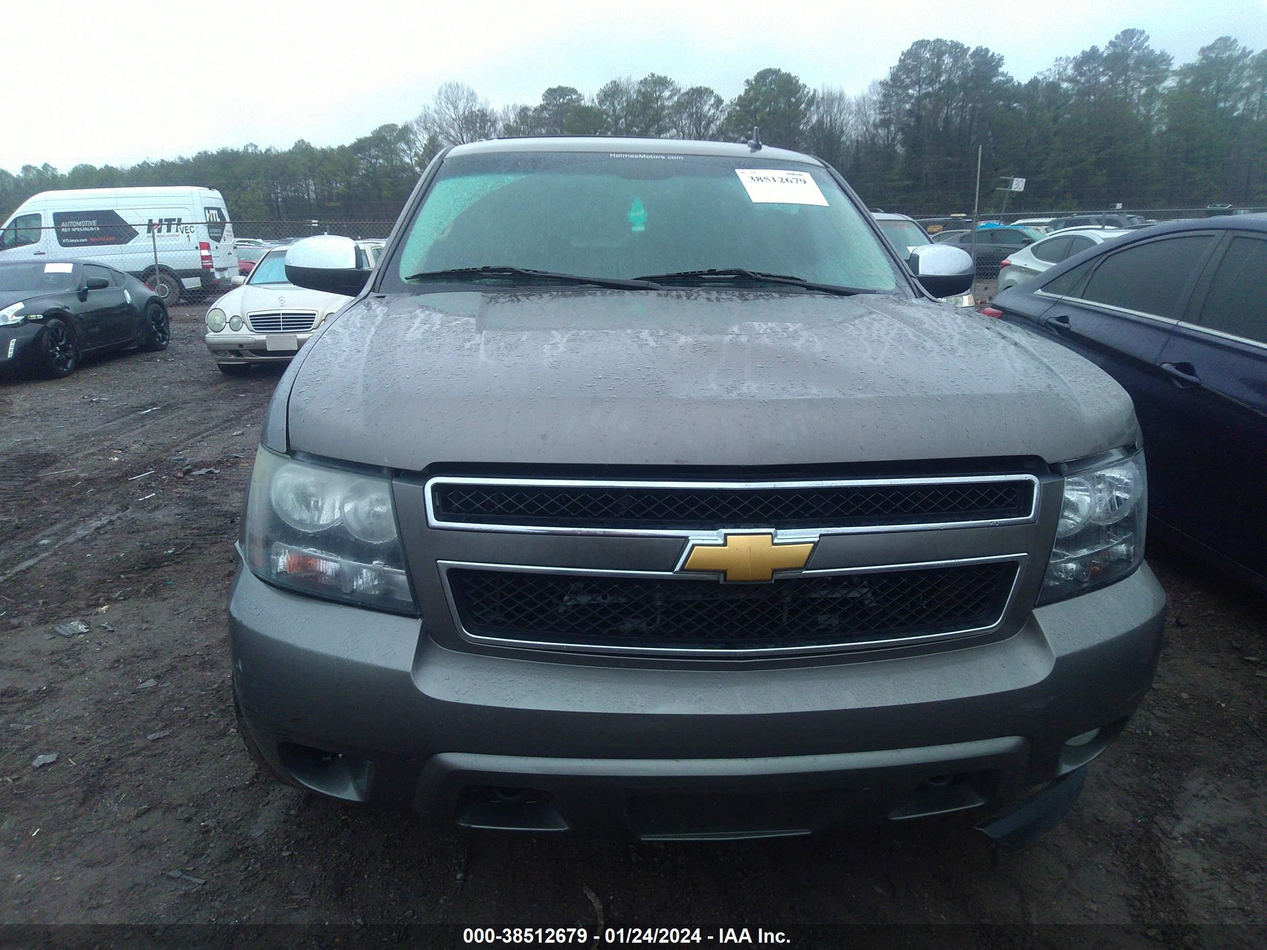 Photo 11 VIN: 1GNSKBE06CR252771 - CHEVROLET TAHOE 