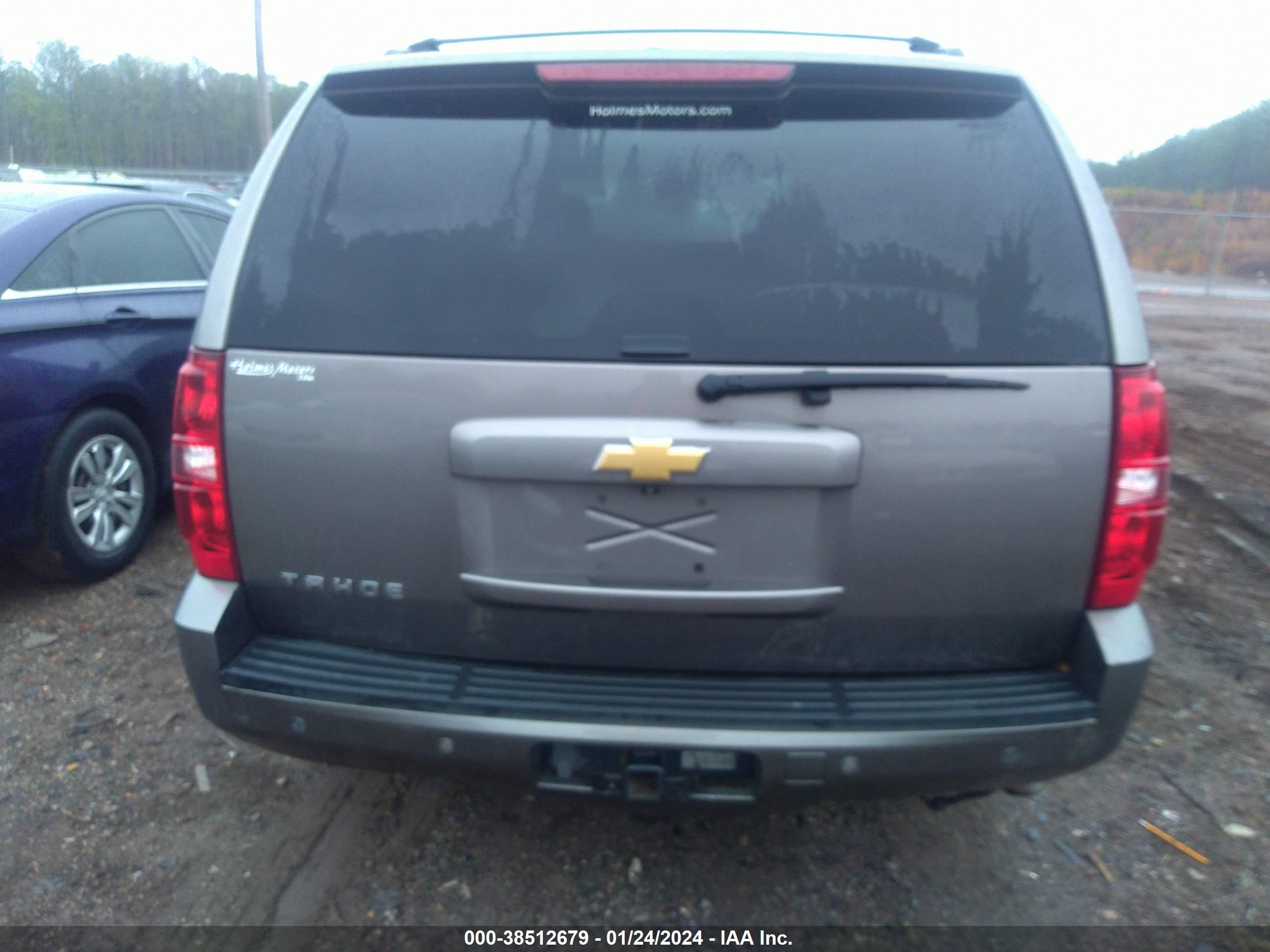 Photo 15 VIN: 1GNSKBE06CR252771 - CHEVROLET TAHOE 