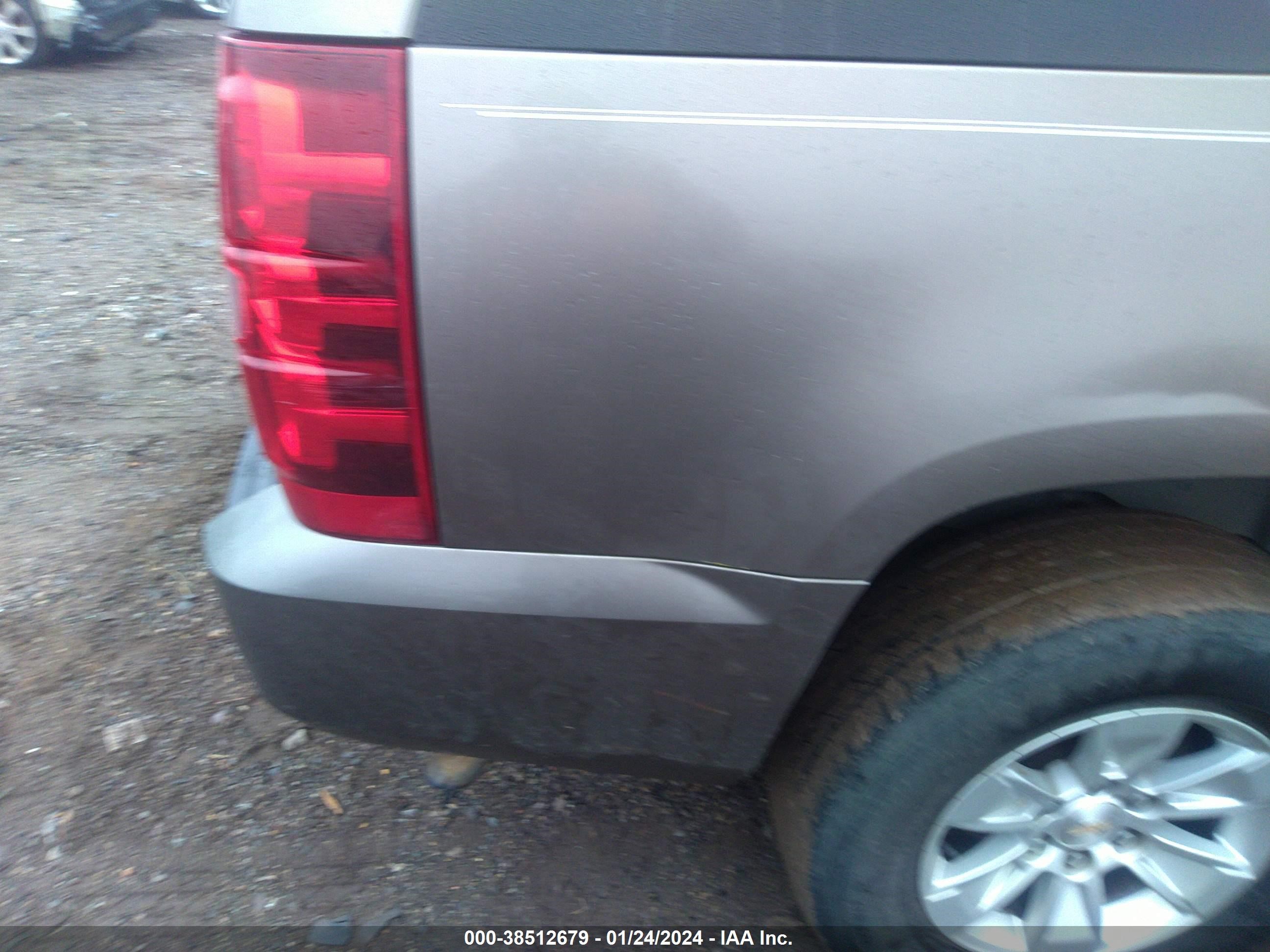 Photo 5 VIN: 1GNSKBE06CR252771 - CHEVROLET TAHOE 