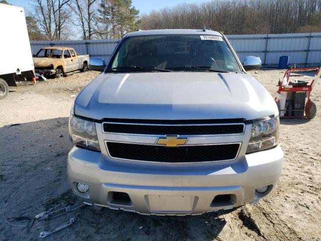 Photo 4 VIN: 1GNSKBE06DR195165 - CHEVROLET TAHOE K150 