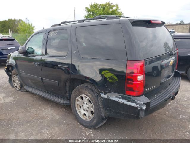 Photo 2 VIN: 1GNSKBE06DR234563 - CHEVROLET TAHOE 