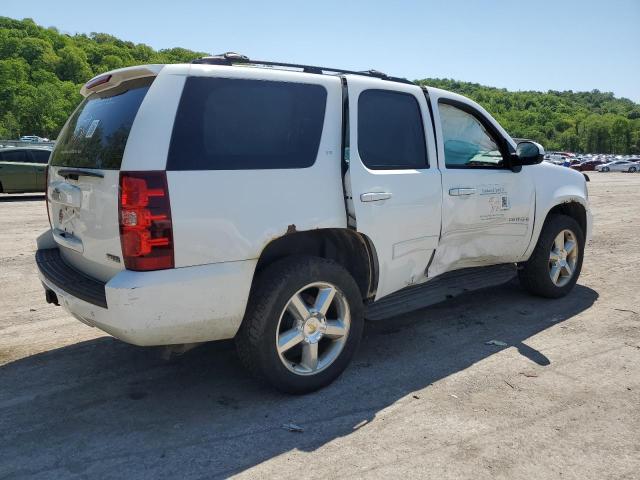 Photo 2 VIN: 1GNSKBE07BR386123 - CHEVROLET TAHOE 