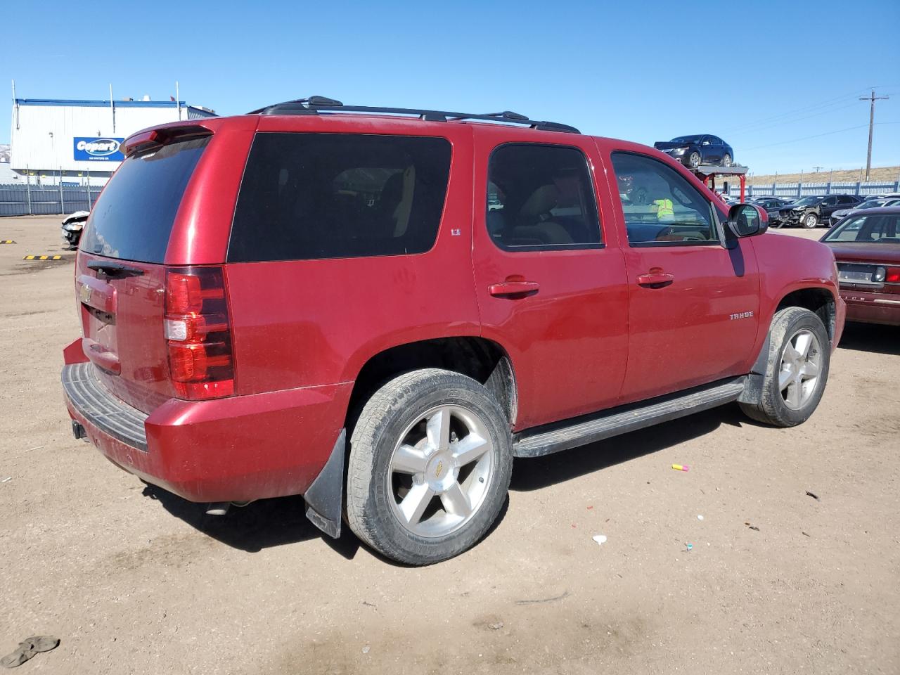 Photo 2 VIN: 1GNSKBE07DR292813 - CHEVROLET TAHOE 