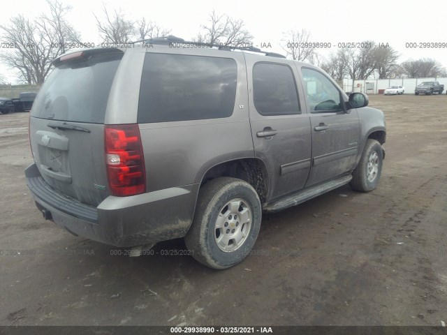 Photo 3 VIN: 1GNSKBE08BR142108 - CHEVROLET TAHOE 