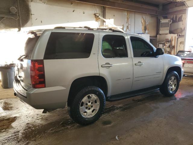 Photo 2 VIN: 1GNSKBE08BR190000 - CHEVROLET TAHOE 