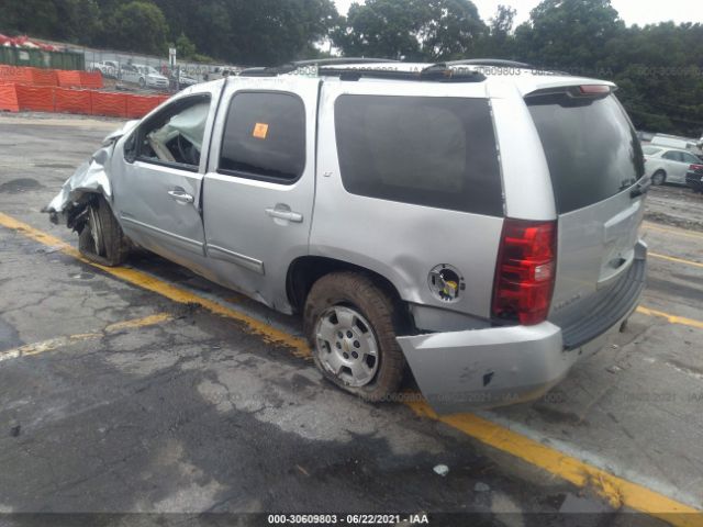 Photo 2 VIN: 1GNSKBE08BR213291 - CHEVROLET TAHOE 