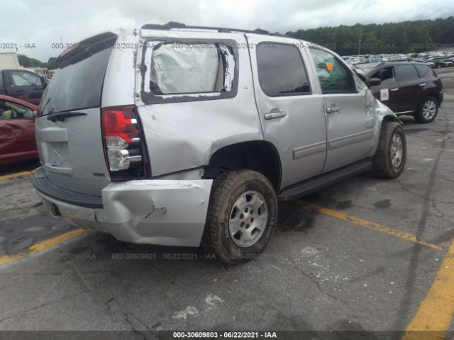 Photo 3 VIN: 1GNSKBE08BR213291 - CHEVROLET TAHOE 