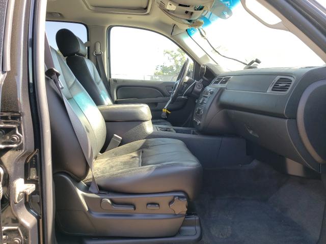 Photo 4 VIN: 1GNSKBE08BR246419 - CHEVROLET TAHOE K150 