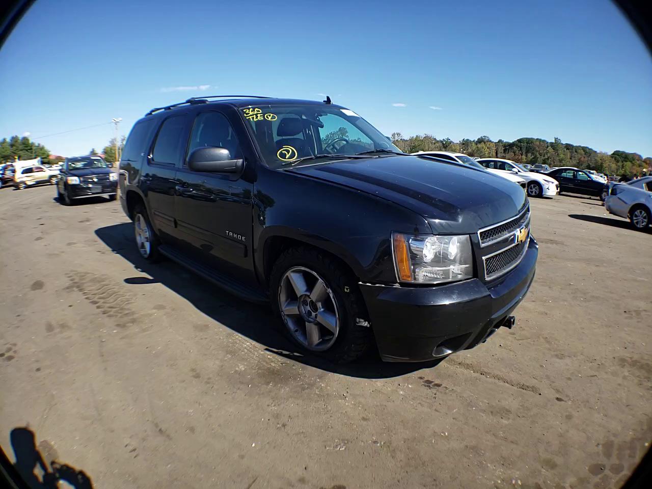 Photo 10 VIN: 1GNSKBE08CR273976 - CHEVROLET TAHOE K150 