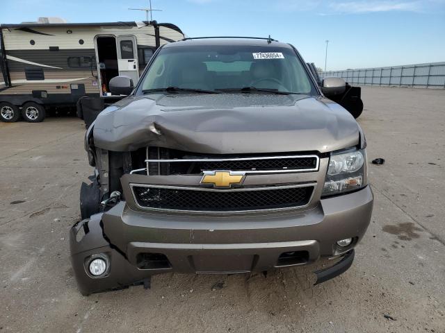 Photo 4 VIN: 1GNSKBE08CR315059 - CHEVROLET TAHOE K150 