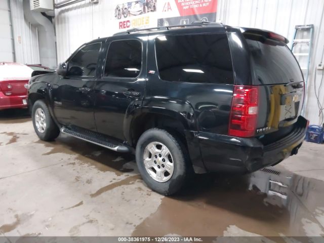 Photo 2 VIN: 1GNSKBE08DR107281 - CHEVROLET TAHOE 