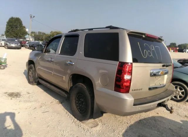 Photo 2 VIN: 1GNSKBE08DR213021 - CHEVROLET TAHOE 