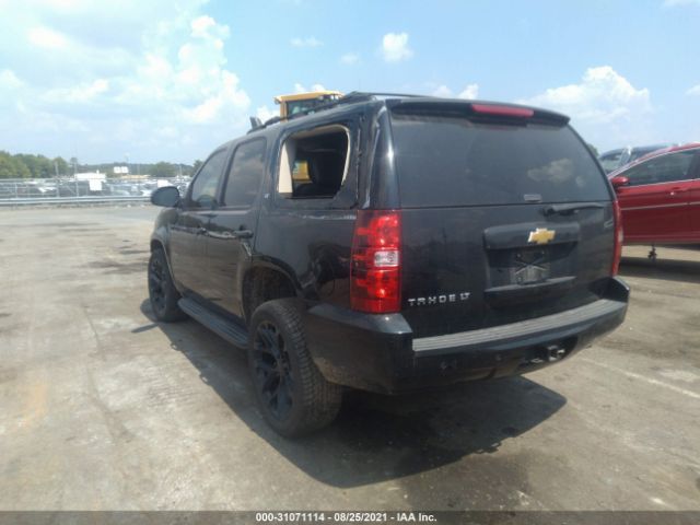 Photo 2 VIN: 1GNSKBE08DR290813 - CHEVROLET TAHOE 