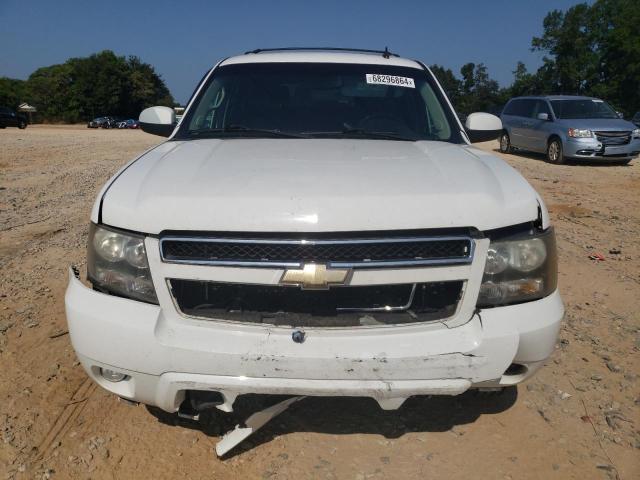 Photo 4 VIN: 1GNSKBE09BR225482 - CHEVROLET TAHOE K150 