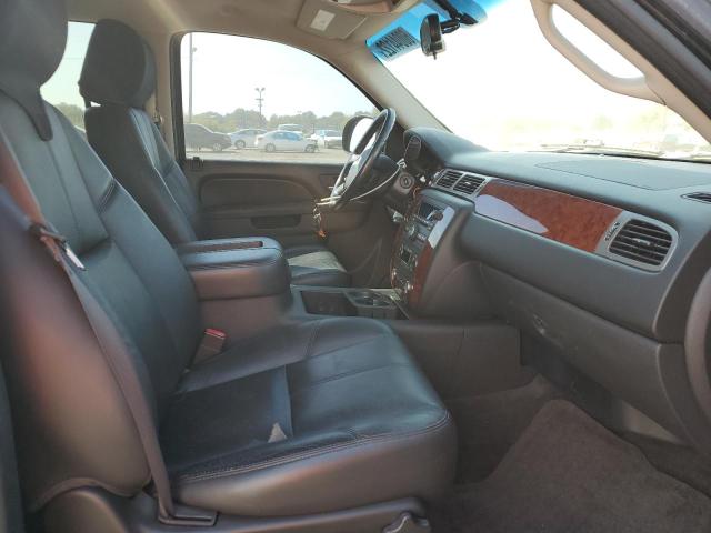 Photo 4 VIN: 1GNSKBE09BR281583 - CHEVROLET TAHOE K150 