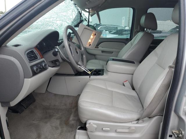 Photo 6 VIN: 1GNSKBE09BR294298 - CHEVROLET TAHOE K150 