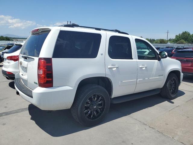 Photo 2 VIN: 1GNSKBE09BR299002 - CHEVROLET TAHOE 