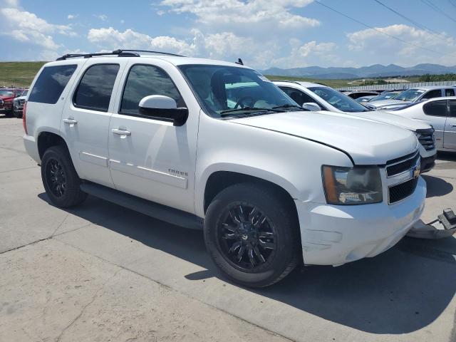 Photo 3 VIN: 1GNSKBE09BR299002 - CHEVROLET TAHOE 