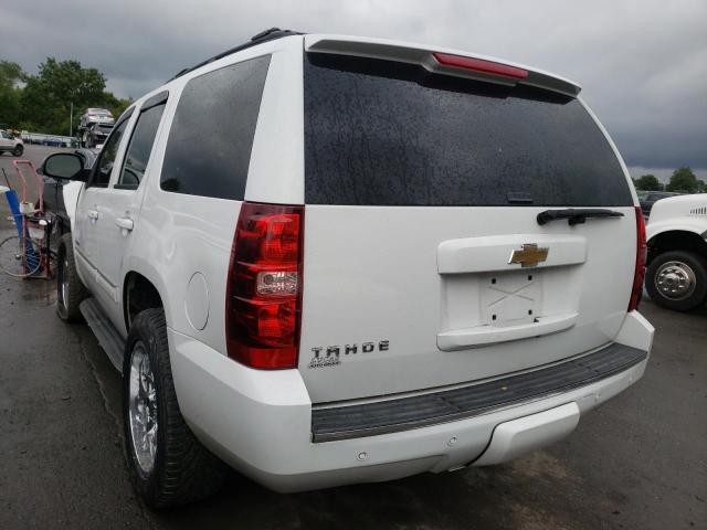 Photo 2 VIN: 1GNSKBE09BR400975 - CHEVROLET TAHOE K150 