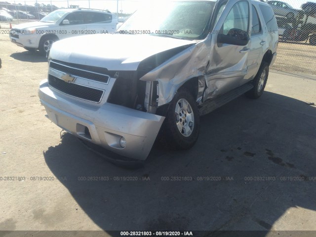 Photo 1 VIN: 1GNSKBE09CR132088 - CHEVROLET TAHOE 