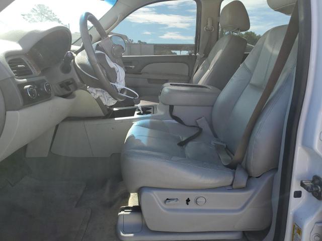 Photo 6 VIN: 1GNSKBE09DR110089 - CHEVROLET TAHOE K150 