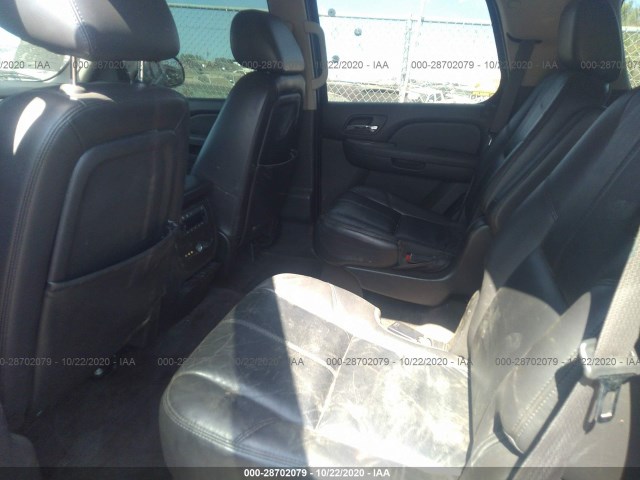 Photo 7 VIN: 1GNSKBE0XBR246745 - CHEVROLET TAHOE 