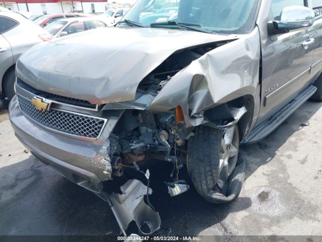 Photo 5 VIN: 1GNSKBE0XDR337484 - CHEVROLET TAHOE 