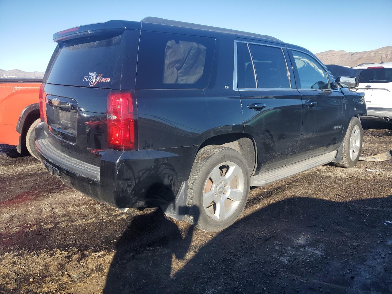 Photo 2 VIN: 1GNSKBKC0FR191971 - CHEVROLET TAHOE 