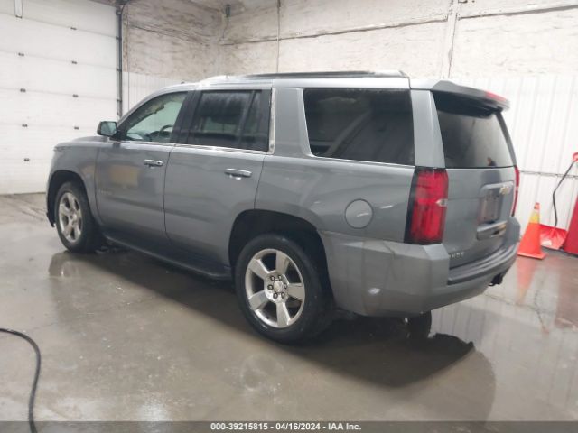 Photo 2 VIN: 1GNSKBKC0JR151592 - CHEVROLET TAHOE 