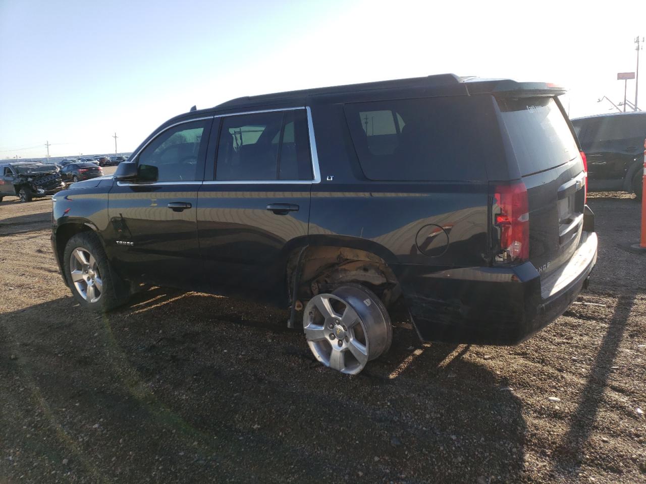 Photo 1 VIN: 1GNSKBKC1FR504512 - CHEVROLET TAHOE 