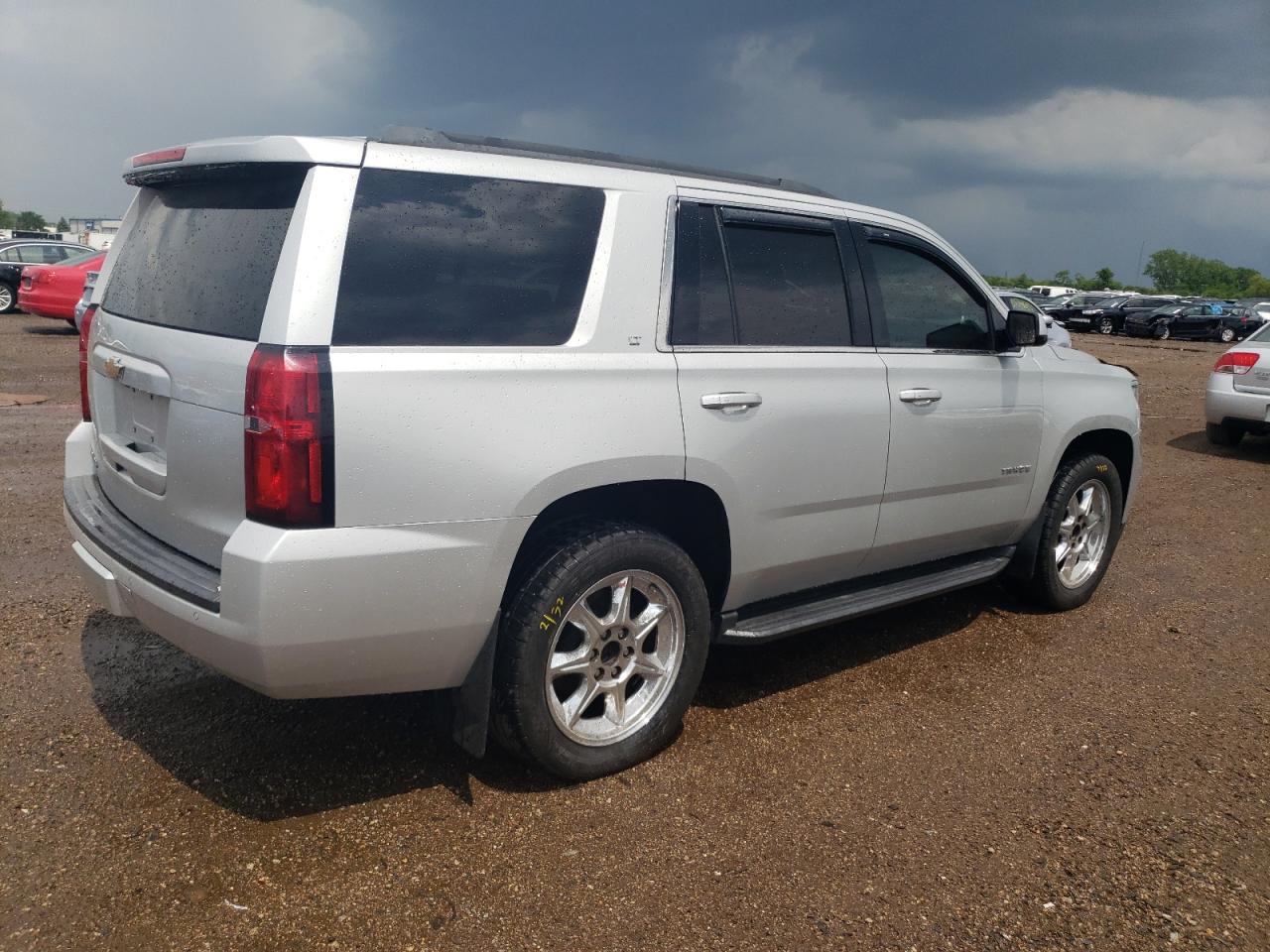 Photo 2 VIN: 1GNSKBKC1GR247997 - CHEVROLET TAHOE 