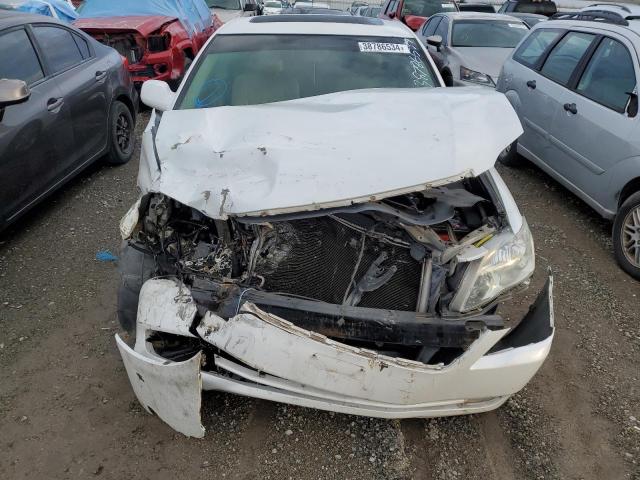 Photo 4 VIN: 1GNSKBKC1HR248603 - TOYOTA AVALON 