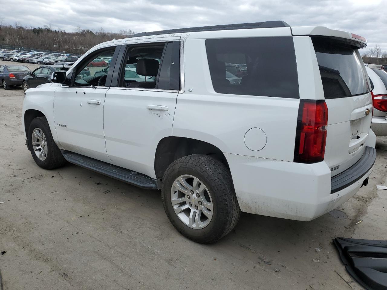 Photo 1 VIN: 1GNSKBKC1JR371274 - CHEVROLET TAHOE 