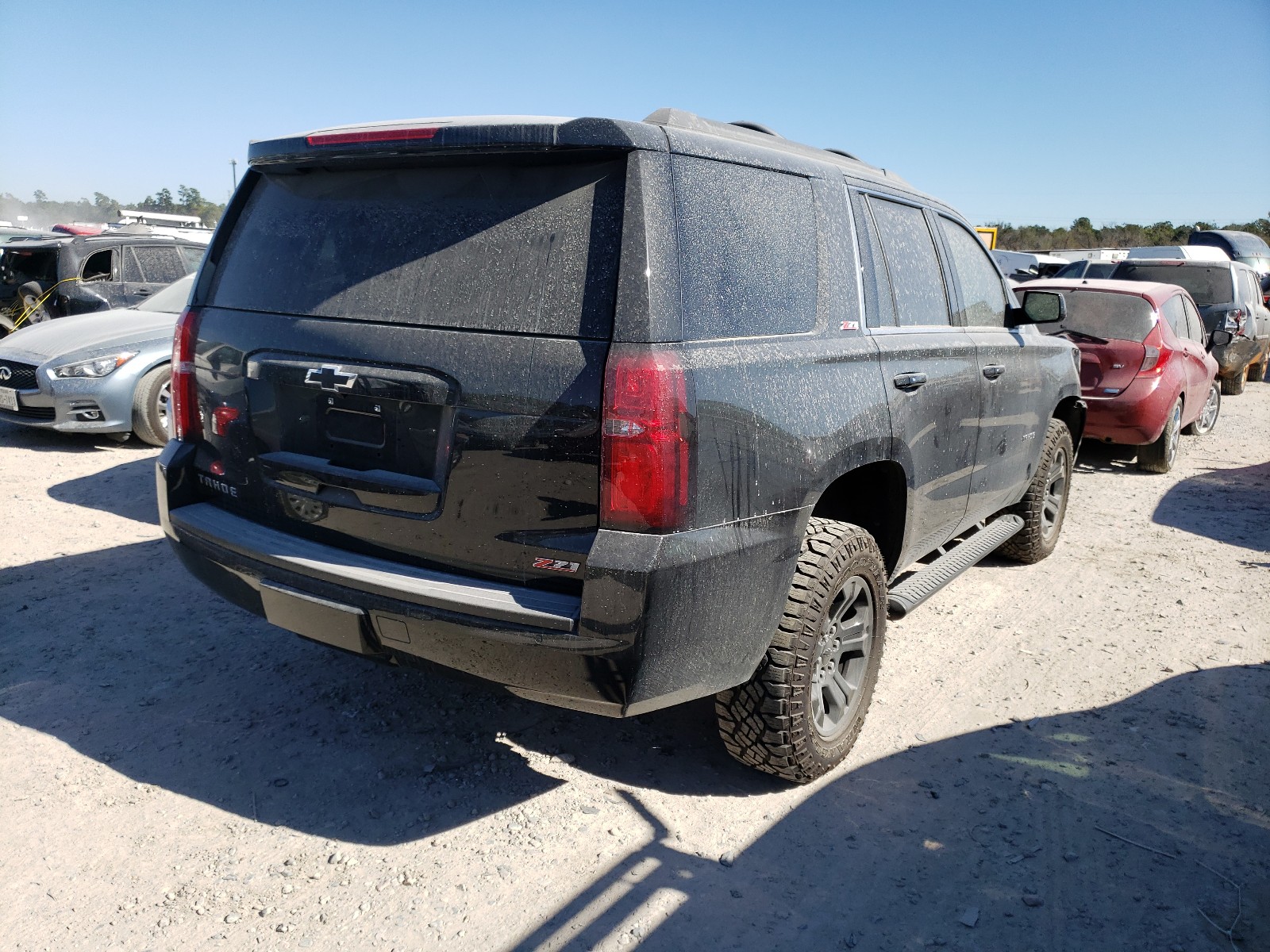 Photo 3 VIN: 1GNSKBKC1LR192493 - CHEVROLET TAHOE K150 