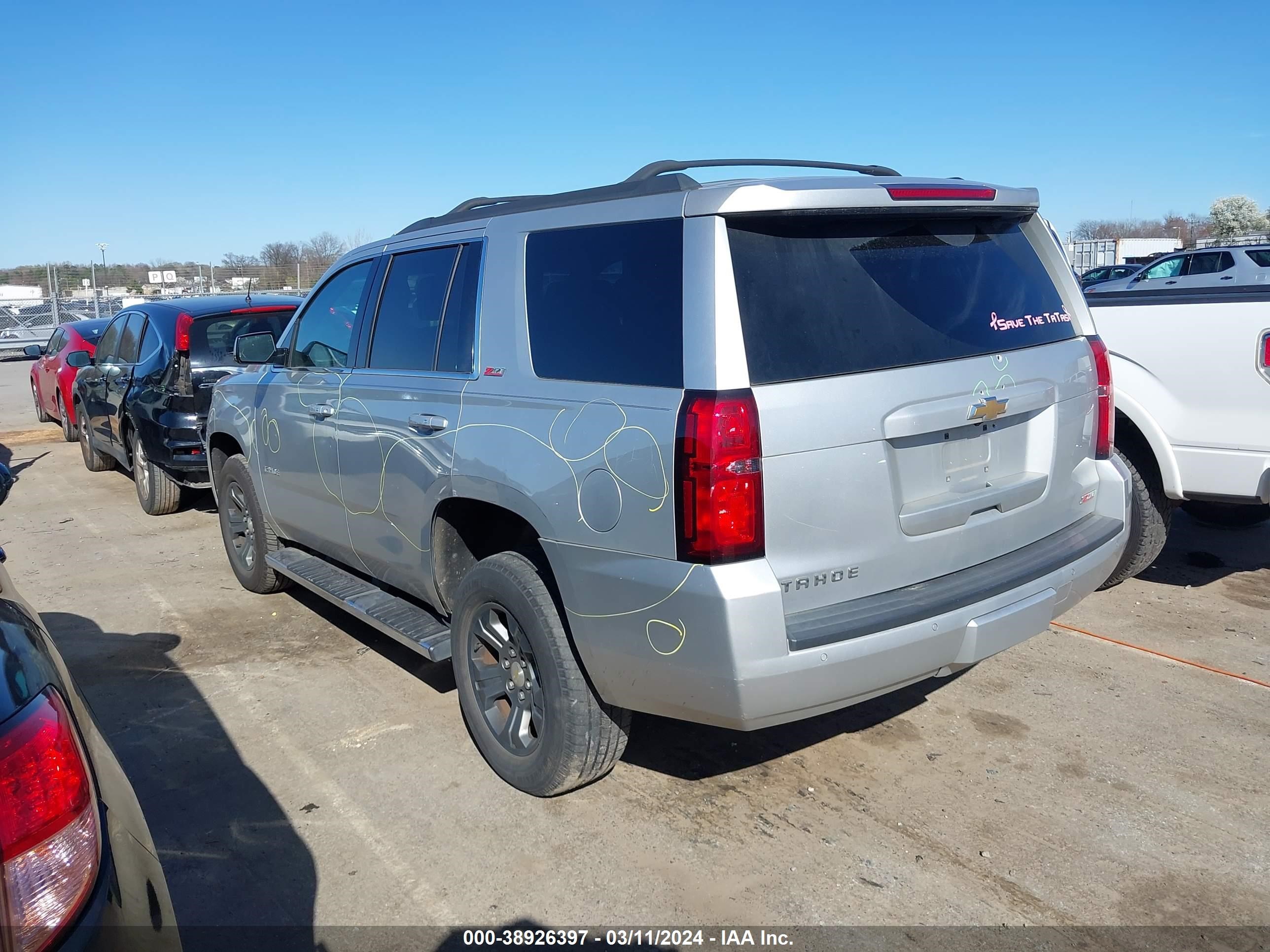 Photo 2 VIN: 1GNSKBKC2FR609110 - CHEVROLET TAHOE 