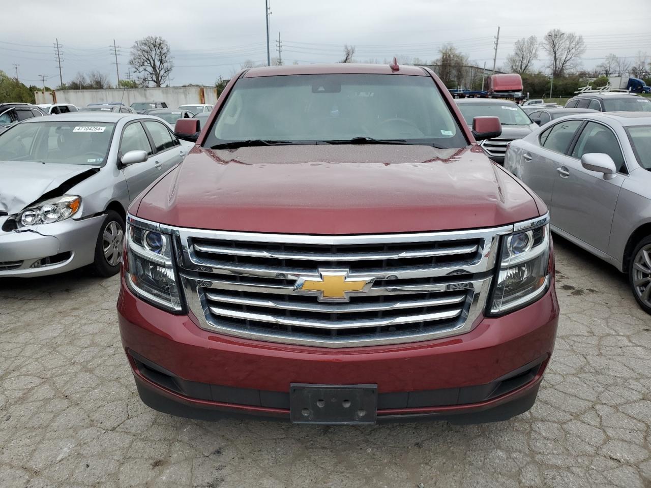 Photo 4 VIN: 1GNSKBKC2GR238385 - CHEVROLET TAHOE 