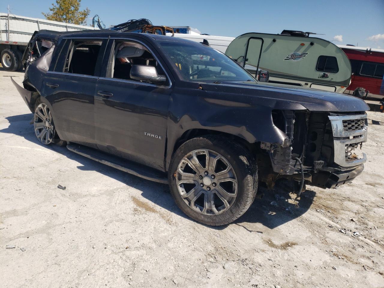 Photo 3 VIN: 1GNSKBKC2HR135629 - CHEVROLET TAHOE 