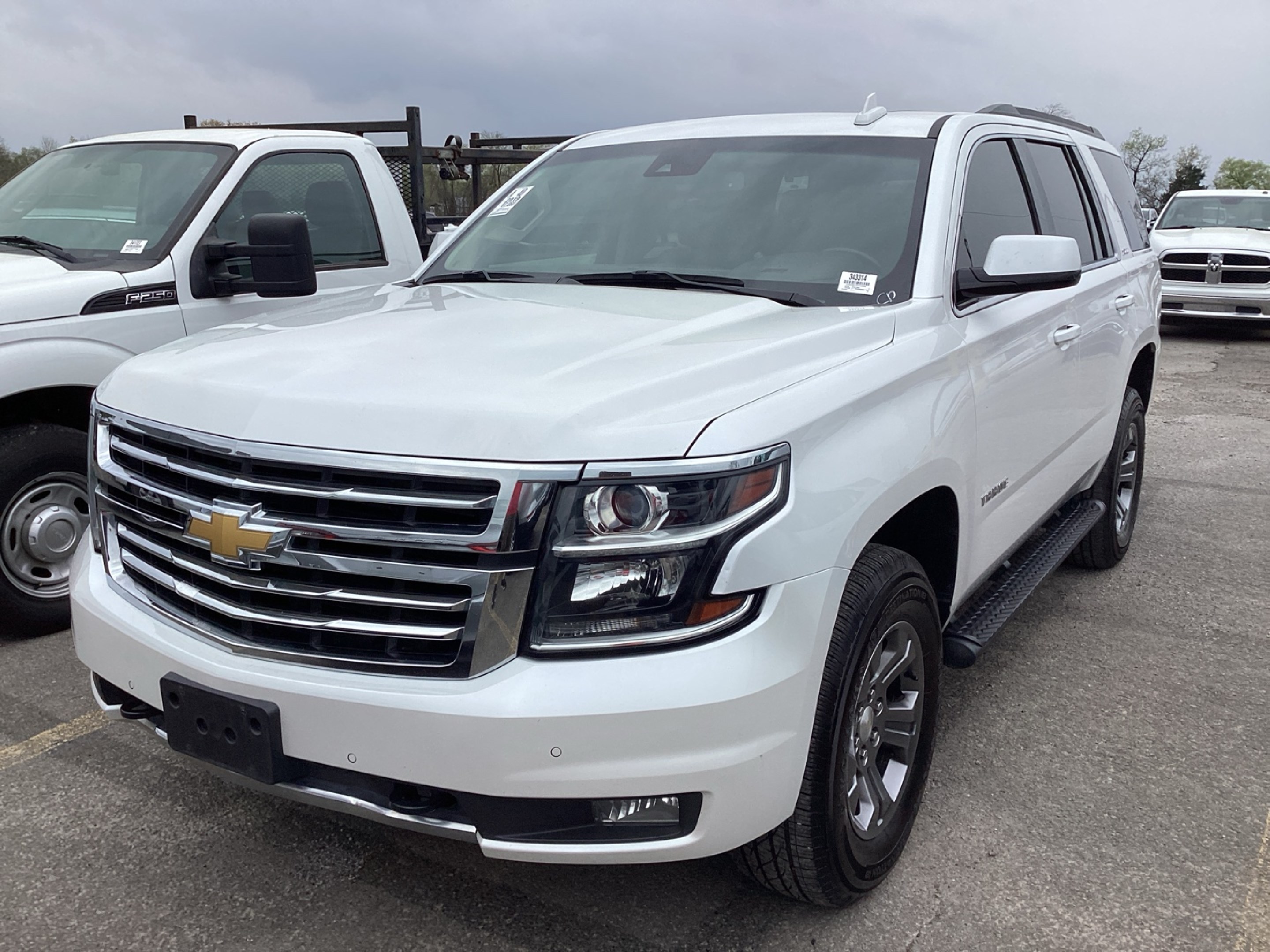 Photo 11 VIN: 1GNSKBKC4KR122694 - CHEVROLET TAHOE 