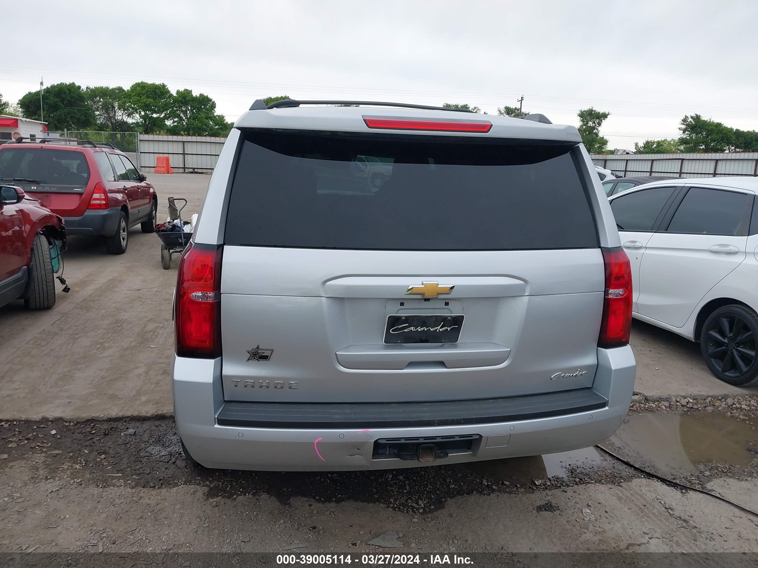 Photo 16 VIN: 1GNSKBKC4LR244666 - CHEVROLET TAHOE 