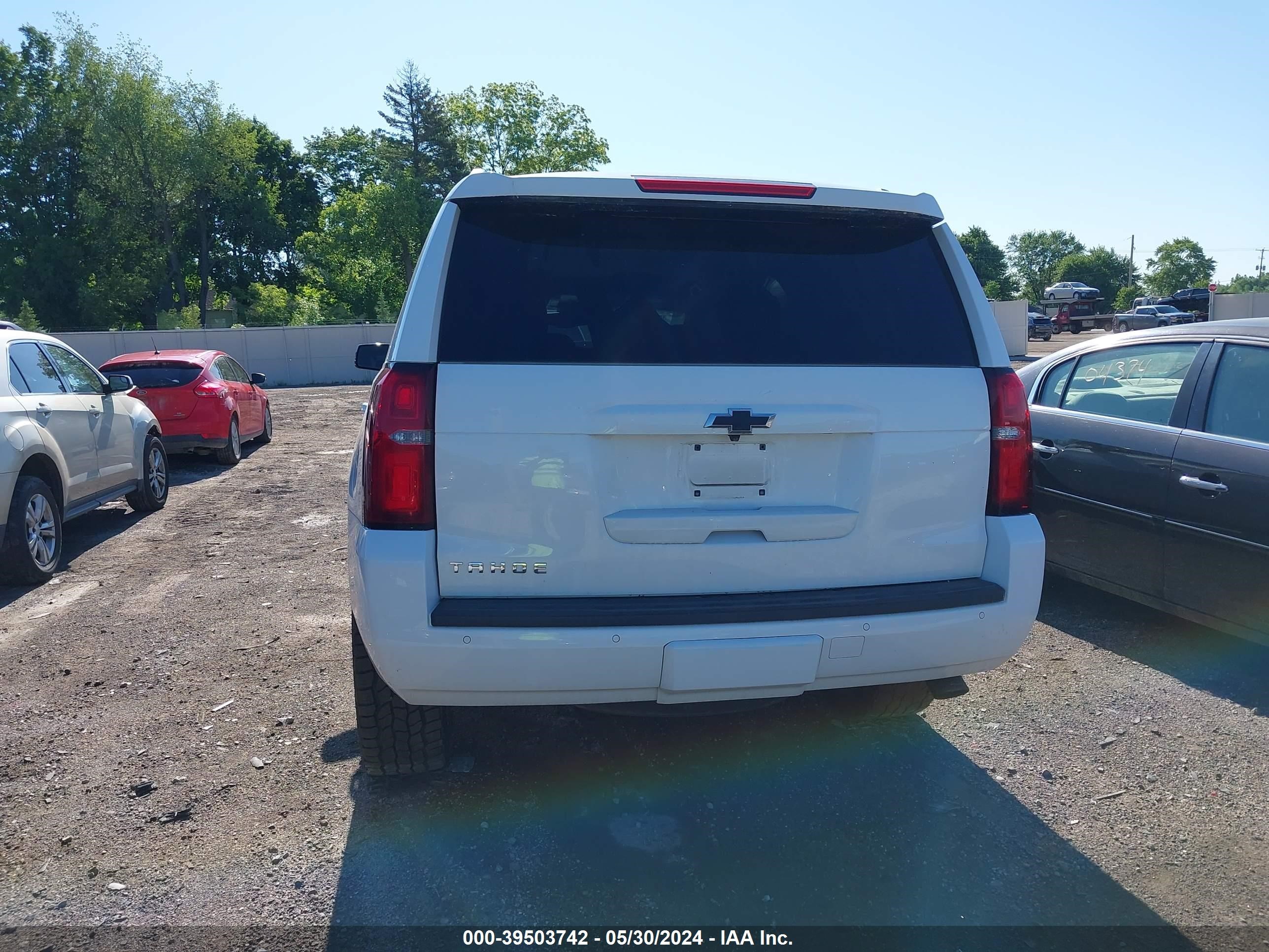 Photo 15 VIN: 1GNSKBKC5GR454053 - CHEVROLET TAHOE 