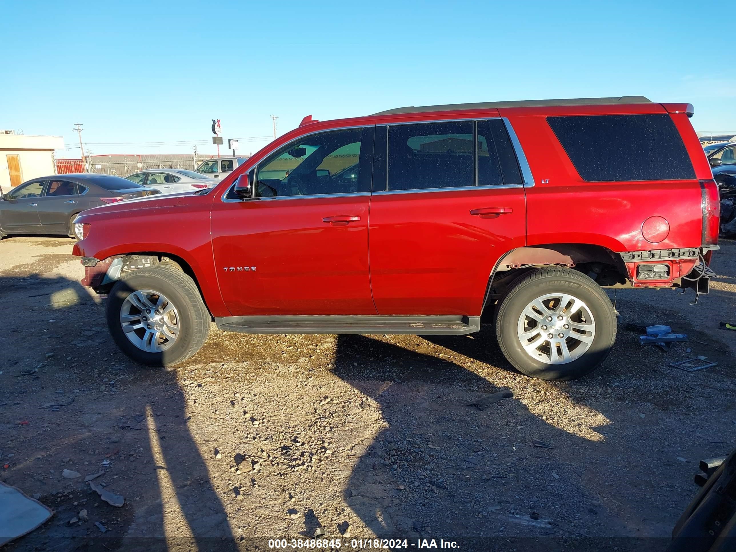 Photo 14 VIN: 1GNSKBKC5HR182766 - CHEVROLET TAHOE 