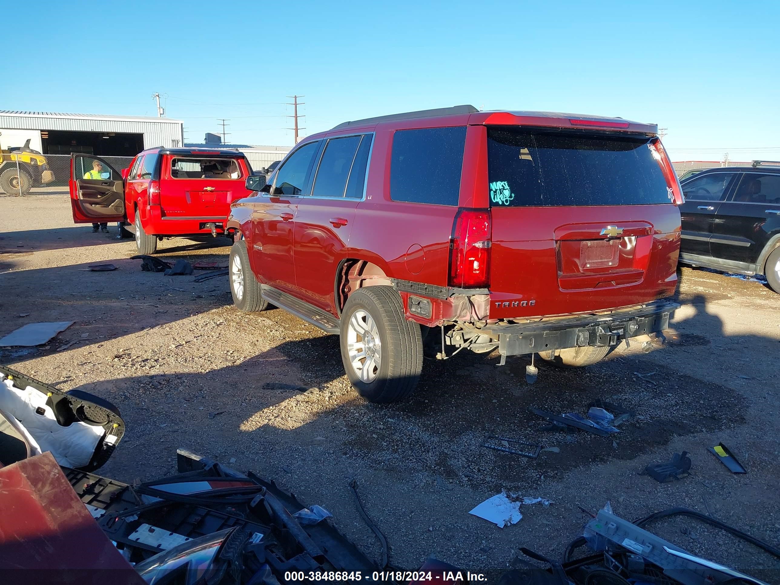 Photo 2 VIN: 1GNSKBKC5HR182766 - CHEVROLET TAHOE 