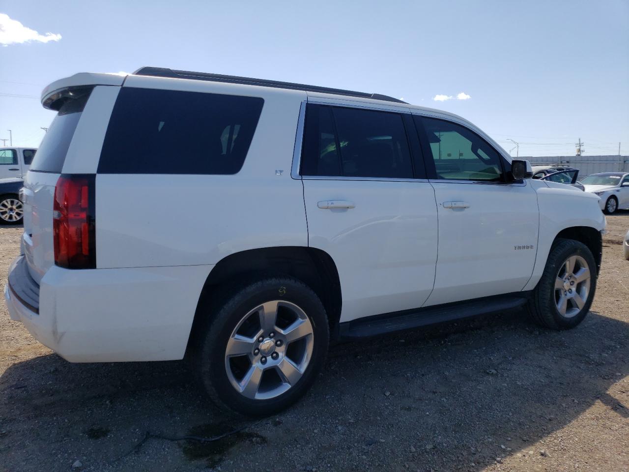 Photo 2 VIN: 1GNSKBKC5HR221324 - CHEVROLET TAHOE 